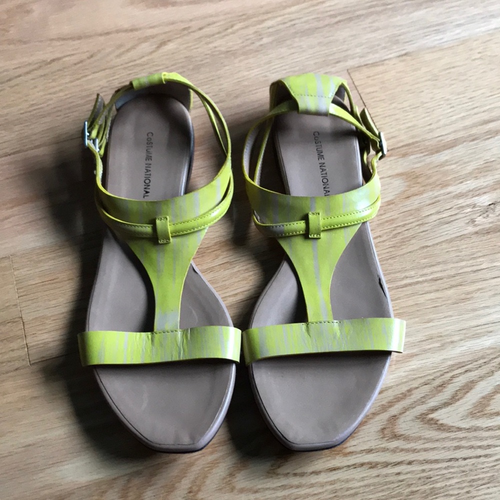 COSTUME NATIONAL Yellow Sandals - Picture 2 of 5